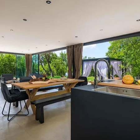 Ferienhaus With Pool In Bale-istrien 52091