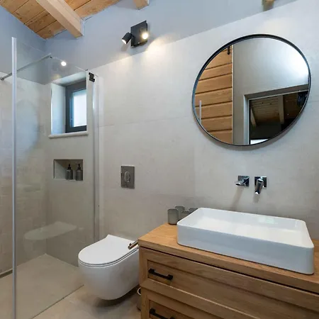 With Pool In Bale-istrien 52091 Bale